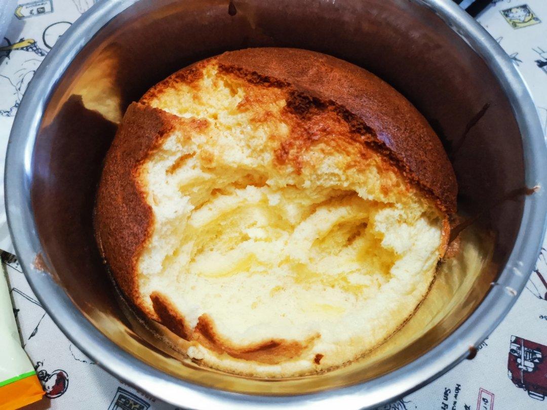 烤箱做蛋糕（戚风蛋糕的做法）