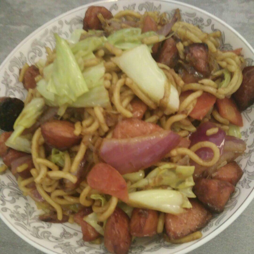 焼きそば（日式酱油炒面）