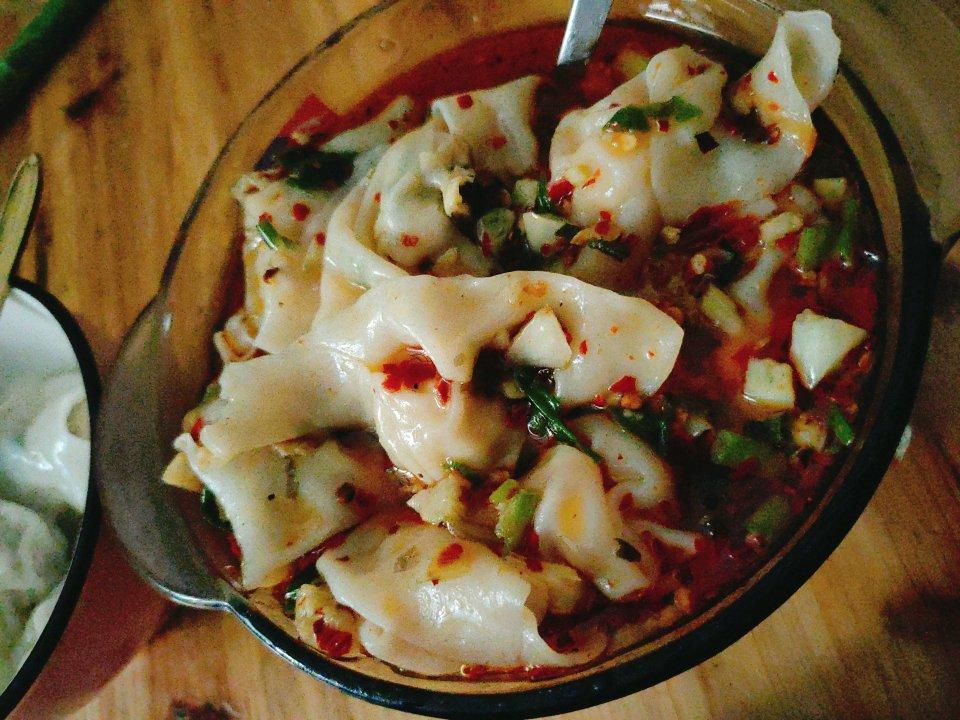 酸辣过瘾❗️巨好吃连汤汁都不会剩的酸汤馄饨