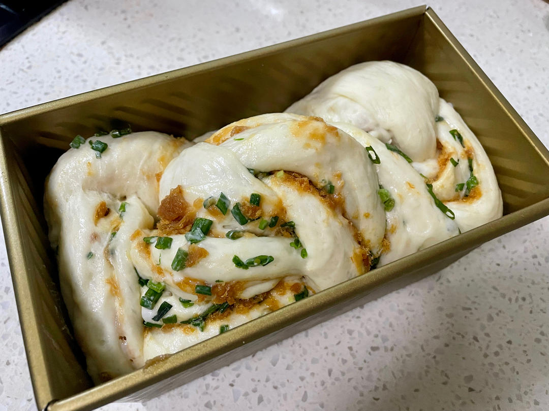 香葱肉松手撕吐司