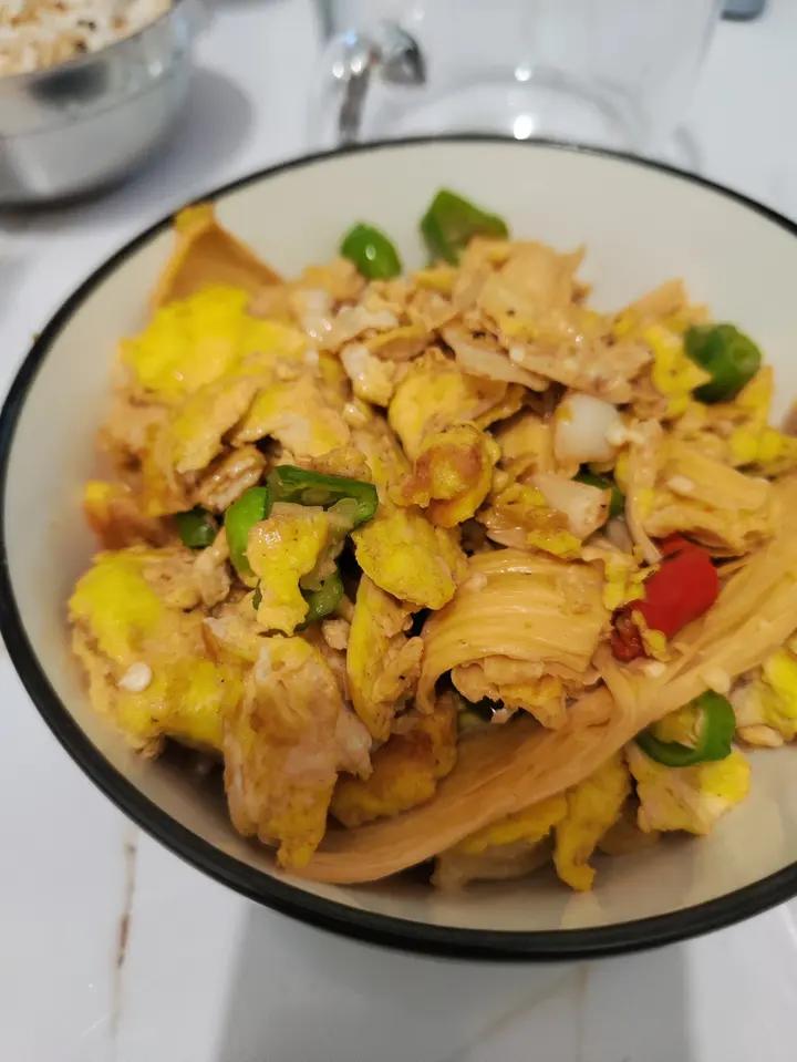 我的下饭神菜——腐竹炒蛋