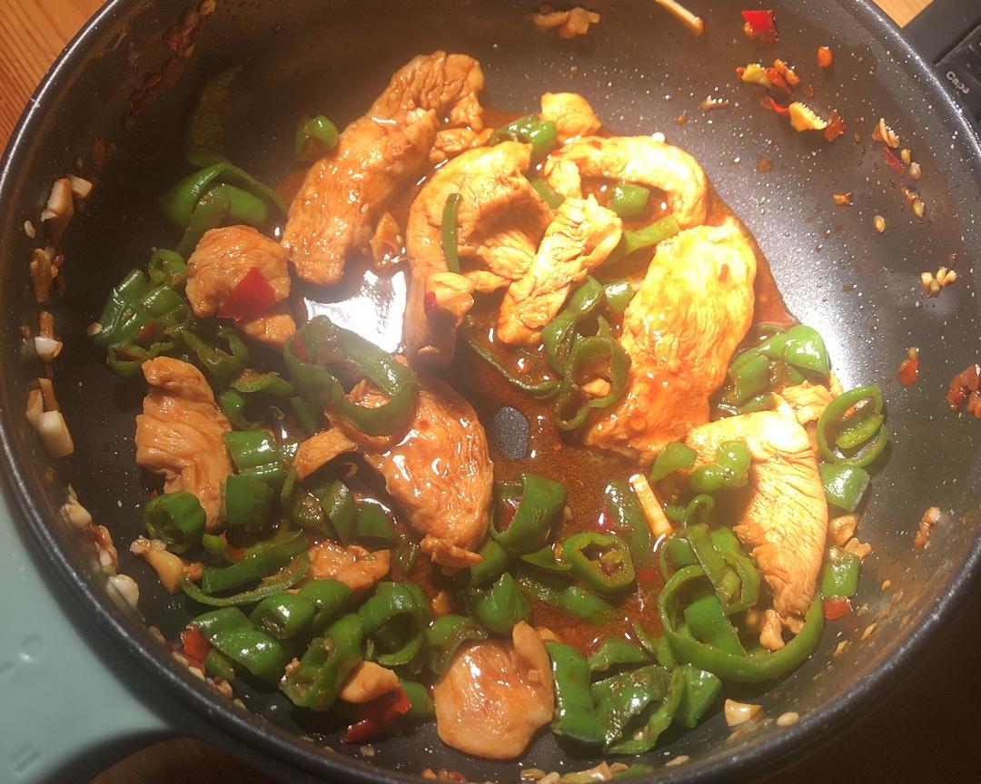 辣椒炒鸡胸肉