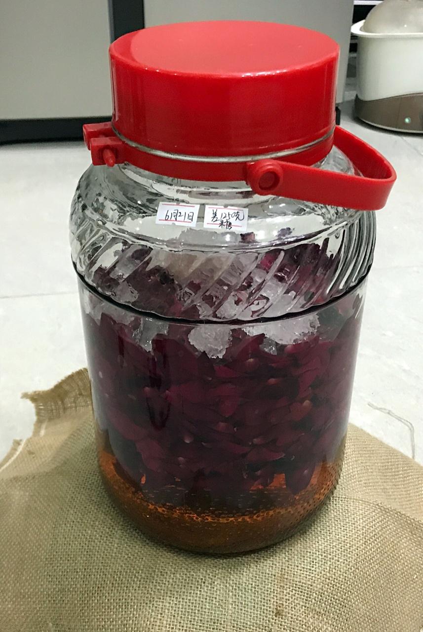 2017-05-22 00:09:19赞玫瑰醋云南食用玫瑰花瓣,黄冰糖,海天白米醋