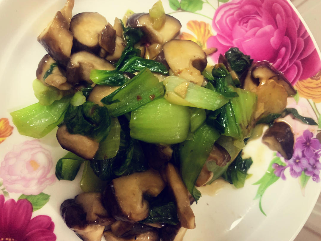 香菇油菜（简单快手）