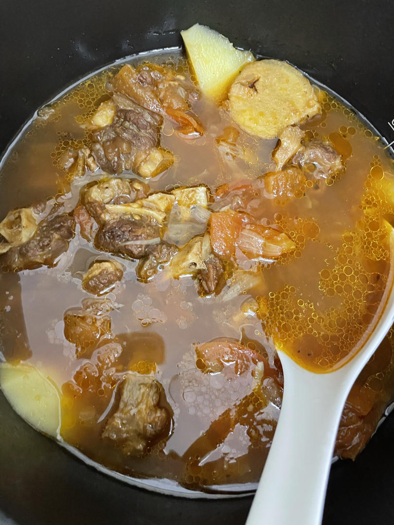 暖心暖胃番茄牛尾汤（减肥版）