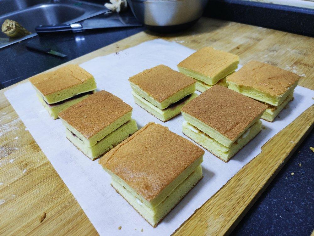 《Tinrry下午茶》教你做基础原味蛋糕卷
