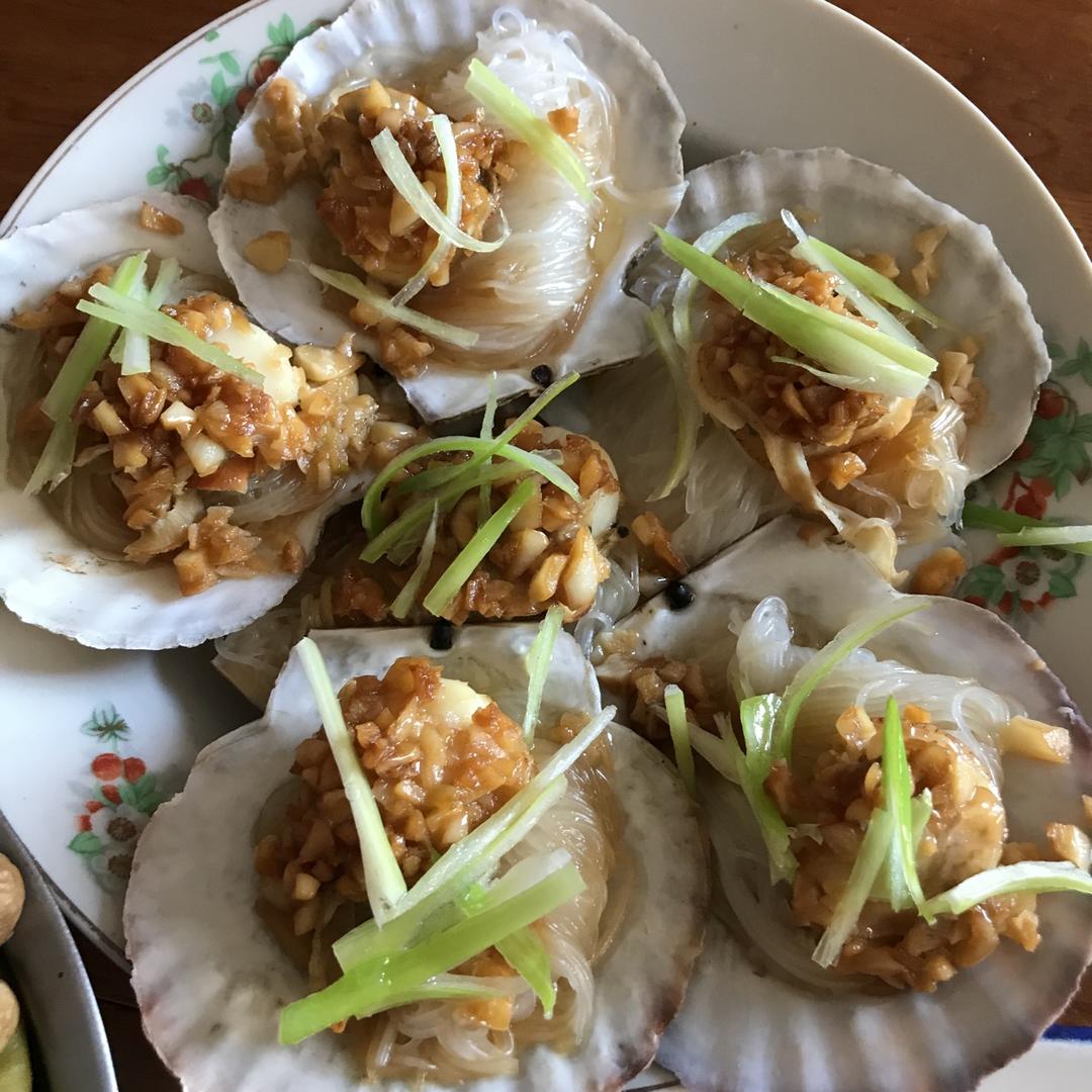 蒜蓉粉丝蒸扇贝