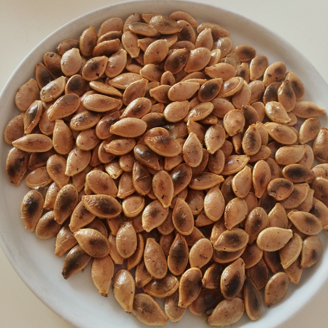 熙熙就爱吃呀做的炒南瓜子