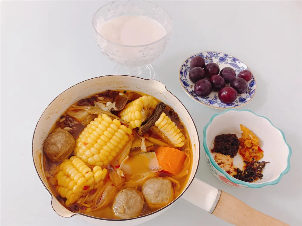 学做湖北宜昌山区的腊五花肉火锅的做法