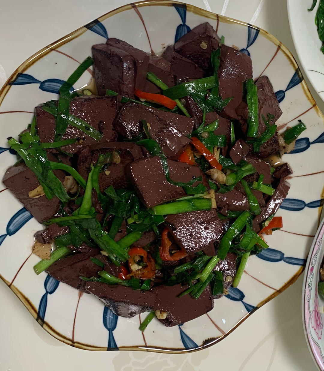 好吃的猪血炒韭菜
