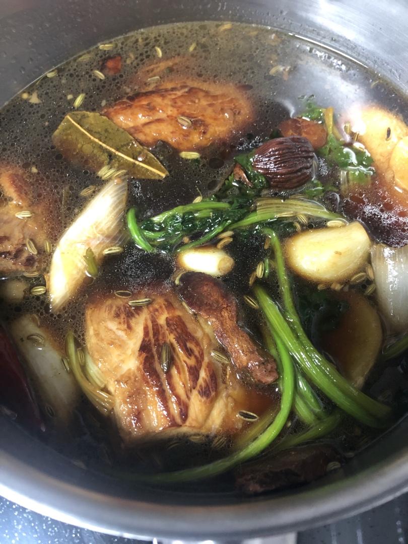 腊汁肉夹馍（烤出白吉馍特殊花纹的方法）