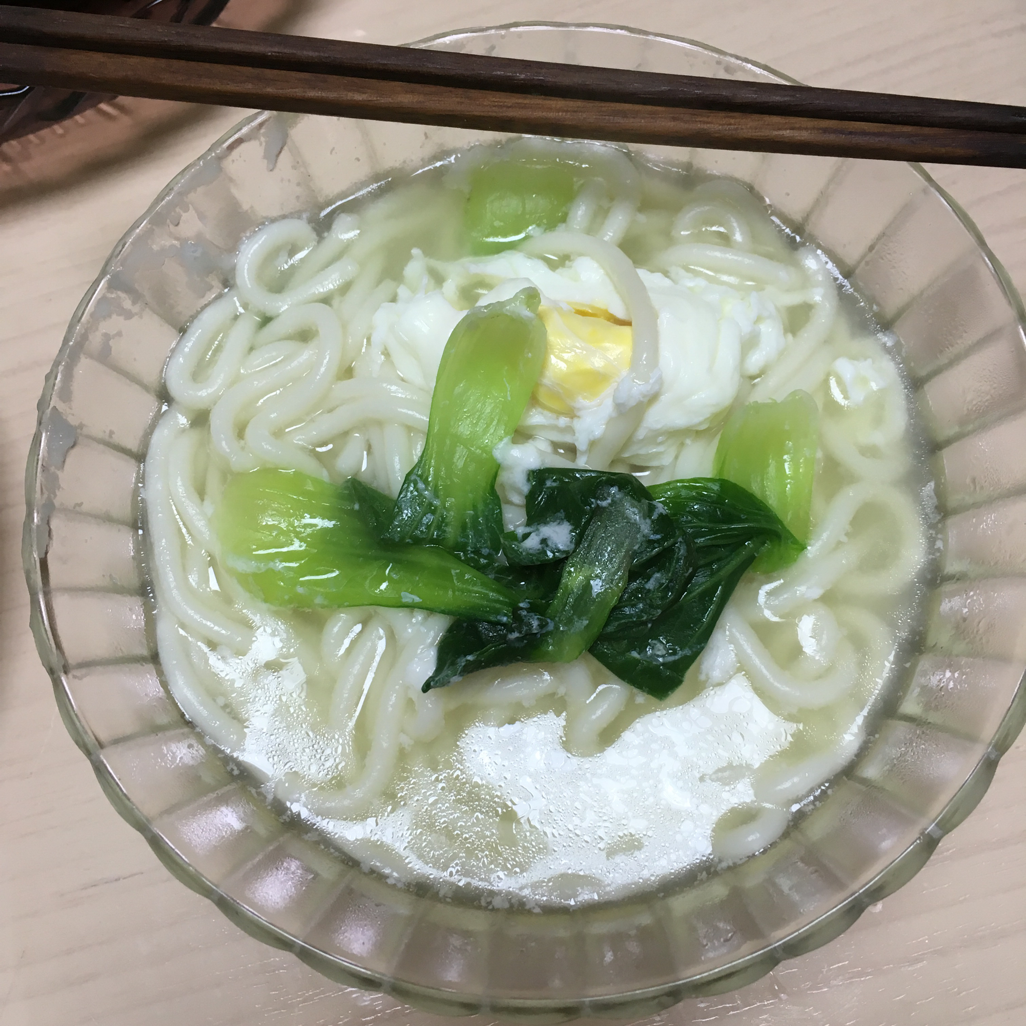 西红柿蔬菜清汤面
