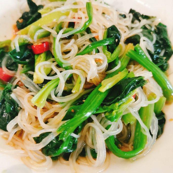 万能凉拌菜料汁（凉拌菠菜粉丝）