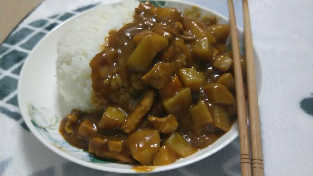咖喱鸡肉饭