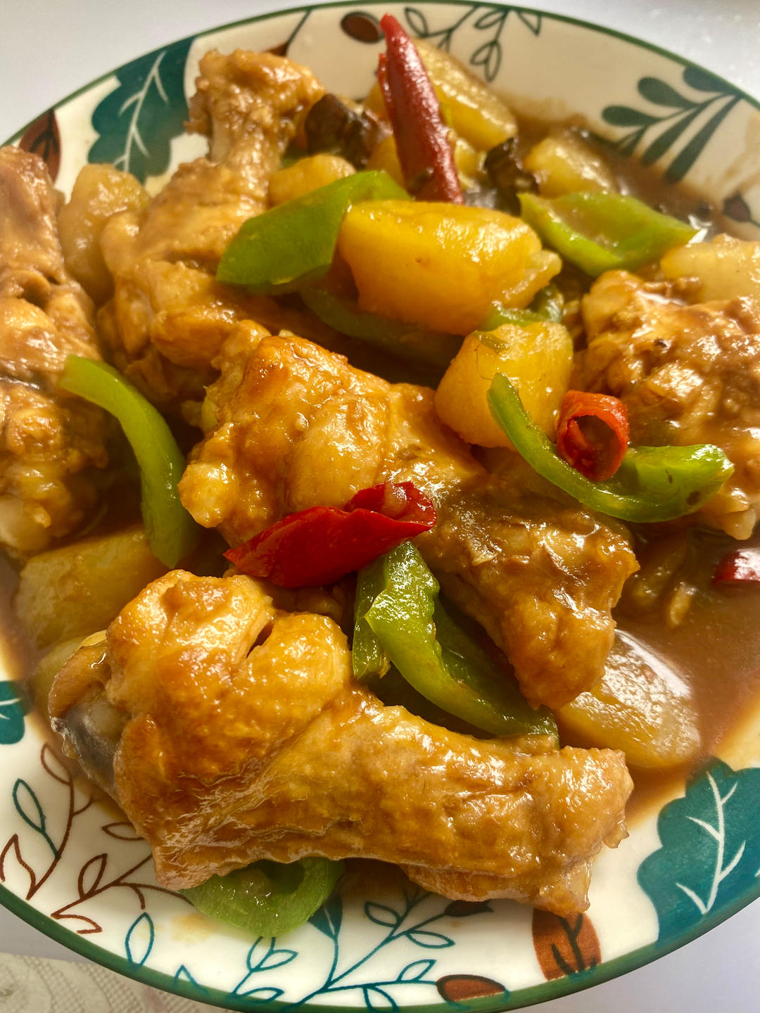 “家常版大盘鸡”汤汁简直拌面拌饭泡饼利器！每次连汤带肉吃的一干二净～