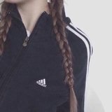 里沙酱酱酱