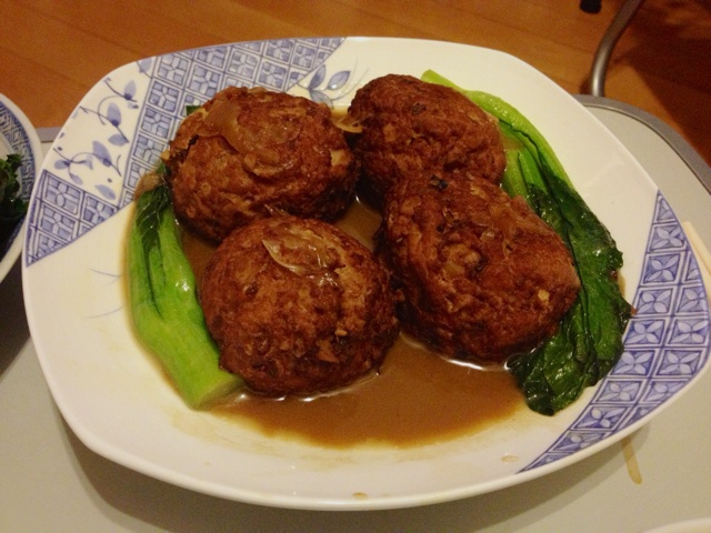 红烧狮子头