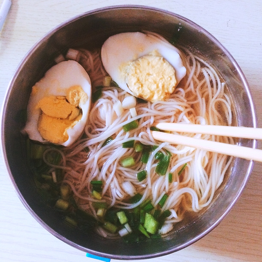 最美不过那碗阳春面