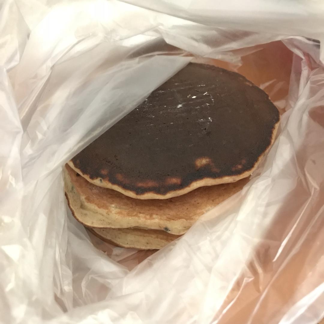 全麦无油香蕉松饼🥞的做法 步骤7