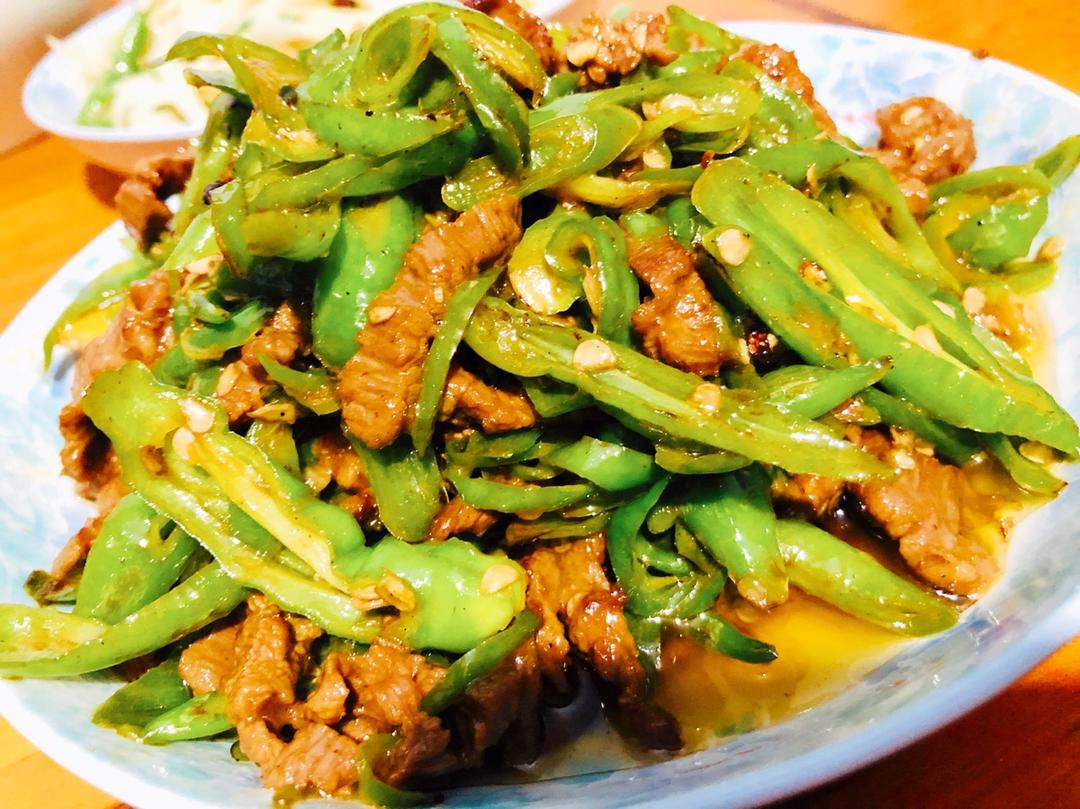 杭椒牛柳黑椒牛柳 终于找到炒出嫩牛肉的办法了 肉片肉丝都适用