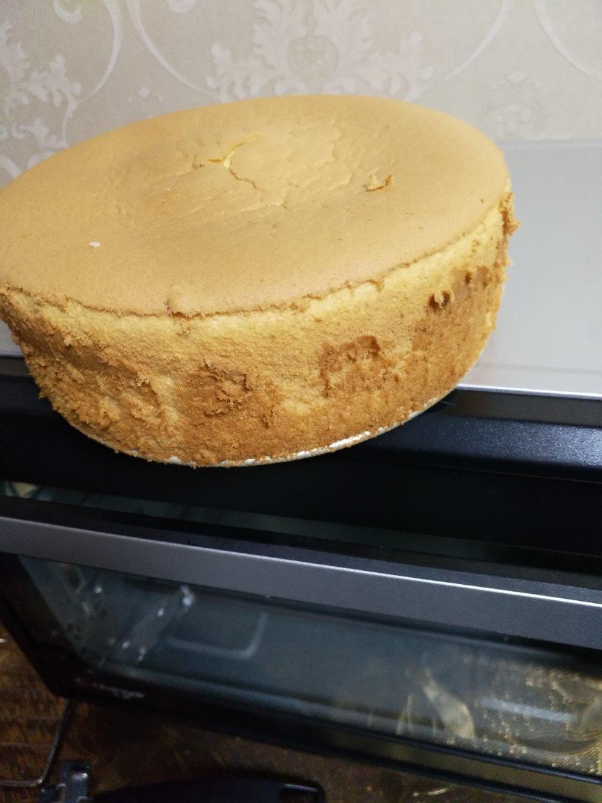 烤箱做蛋糕（戚风蛋糕的做法）