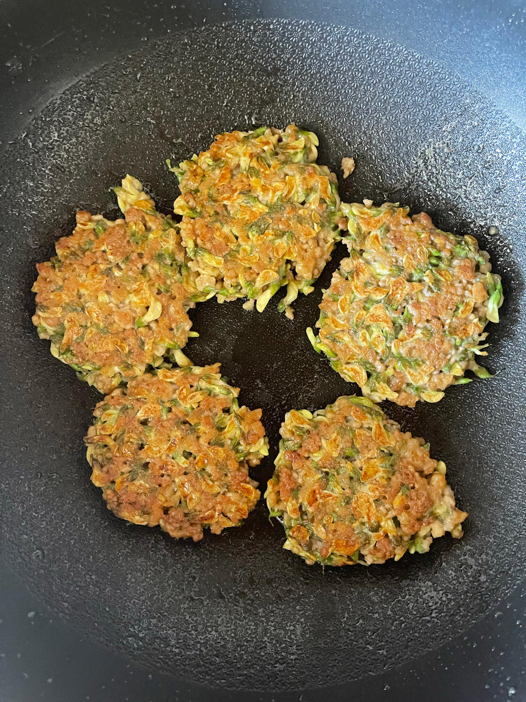 槐花肉馅煎饼『故乡的味道』