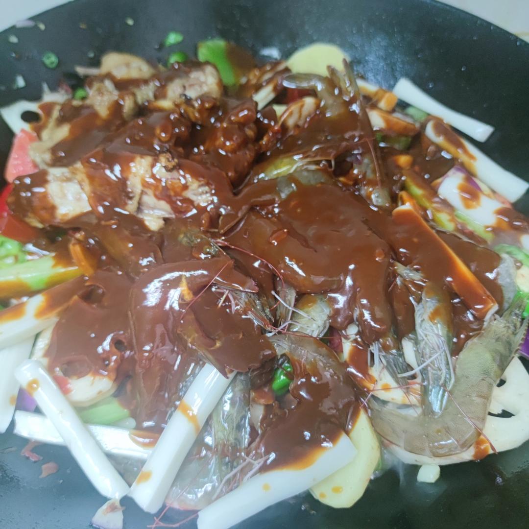 不加一滴水❗️自制家庭版三汁焖锅❗️