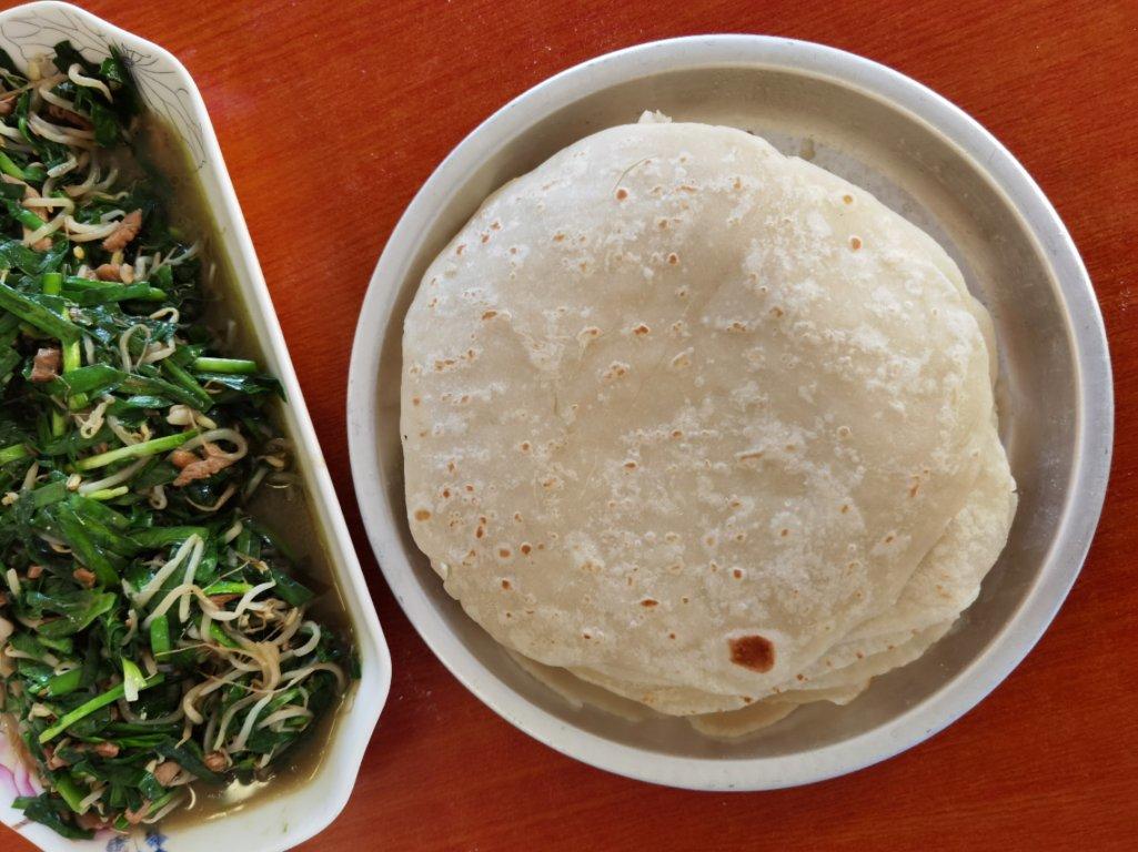 炒合菜卷饼