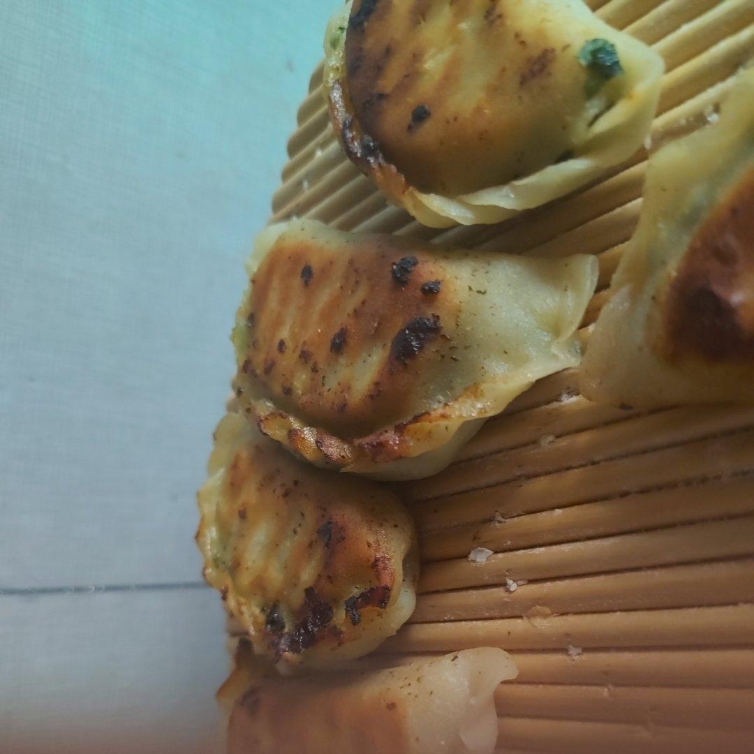 韭菜盒子（超好吃）