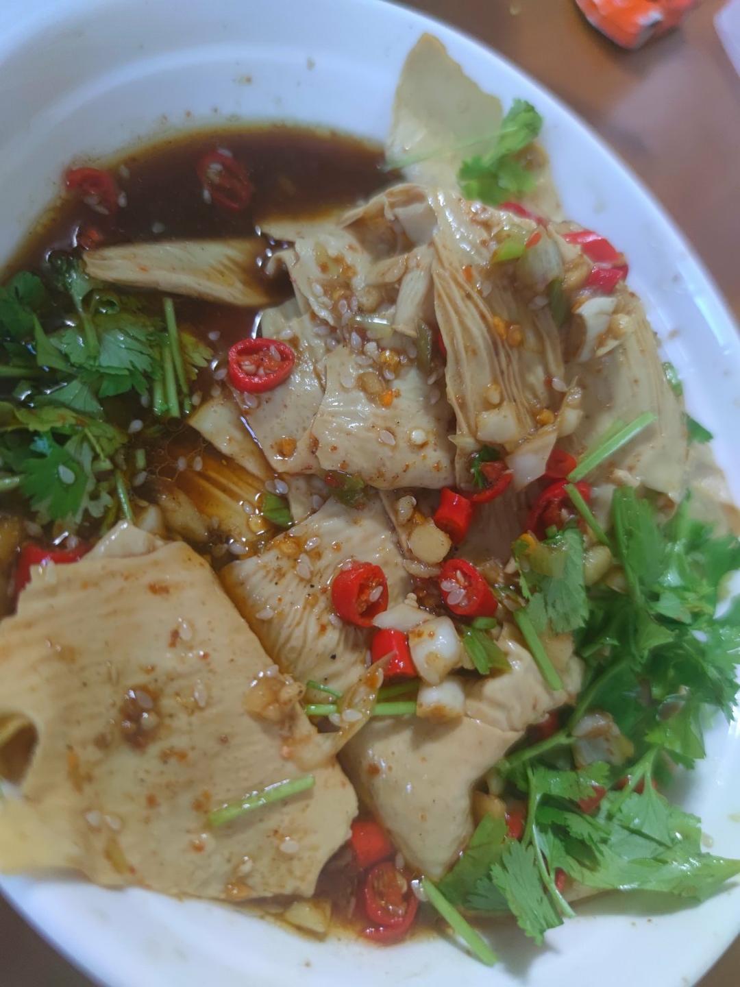 比辣条好吃百倍的香辣豆腐皮‼️香辣过瘾