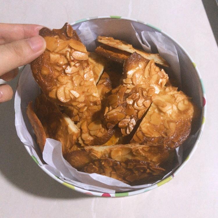 杏仁瓦片