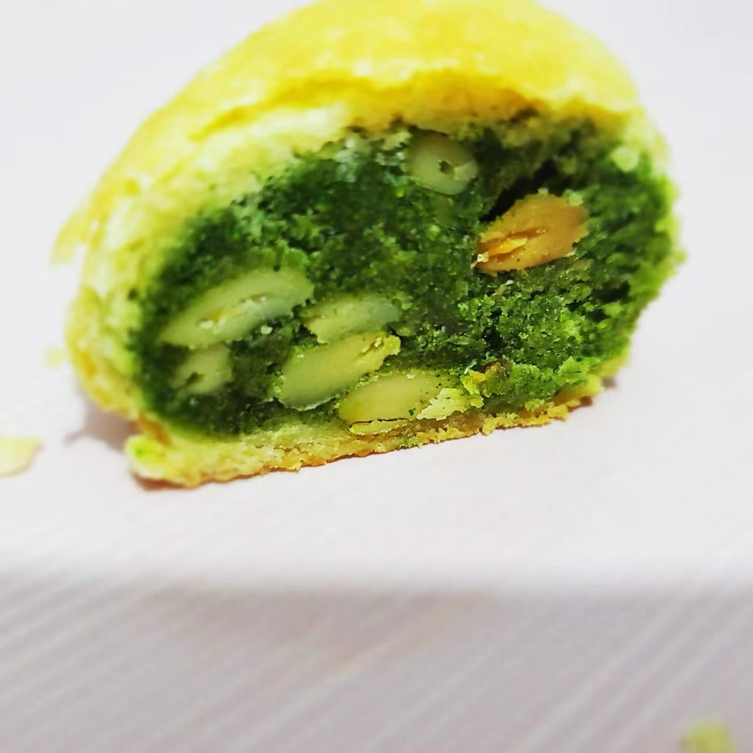 龙华寺排队买网红的苔条月饼