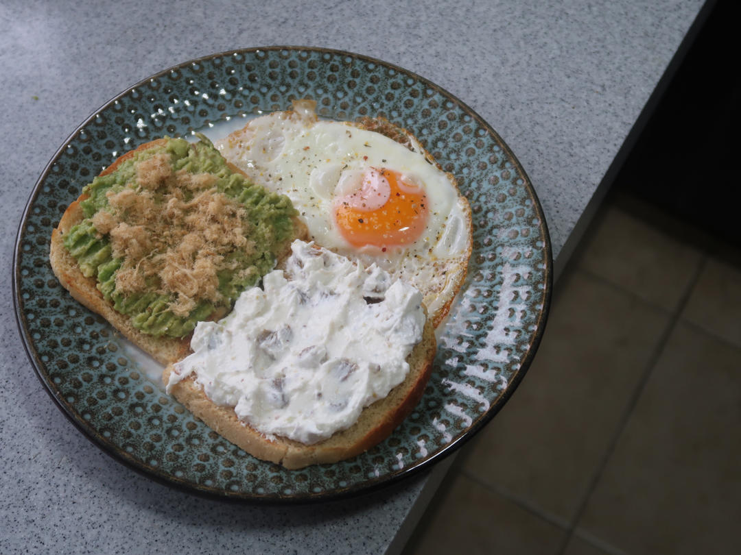 keep healthy&happy  好味之光✨牛油果🥑芝士🧀️煎蛋🍳三明治