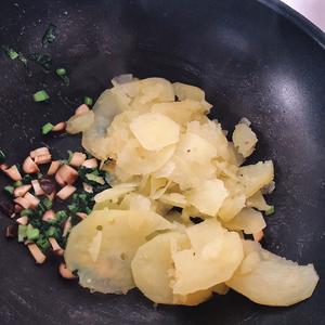 三文鱼杂蔬土豆泥的做法 步骤4
