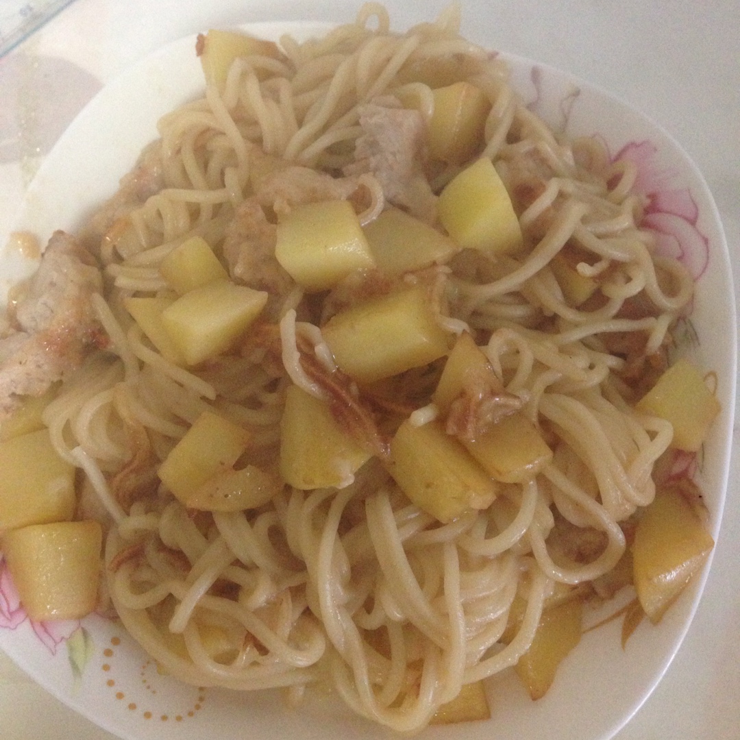 土豆焖面