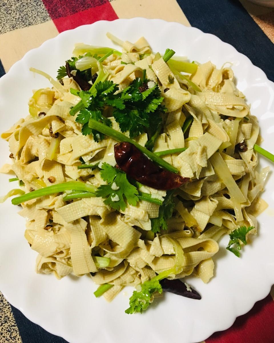 呛拌干豆腐