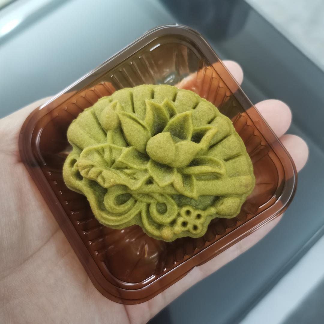 斑斓椰丝月饼