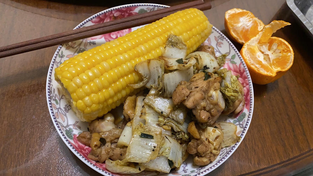 求你们都去做这个不加一滴水的娃娃菜焖鸡腿肉！！