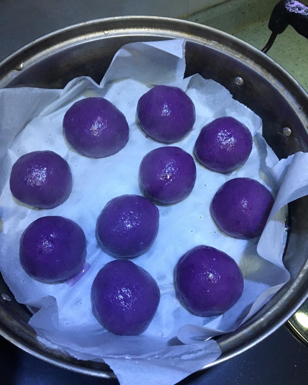 紫薯糯米糍:( 果仁巧克力流心:)