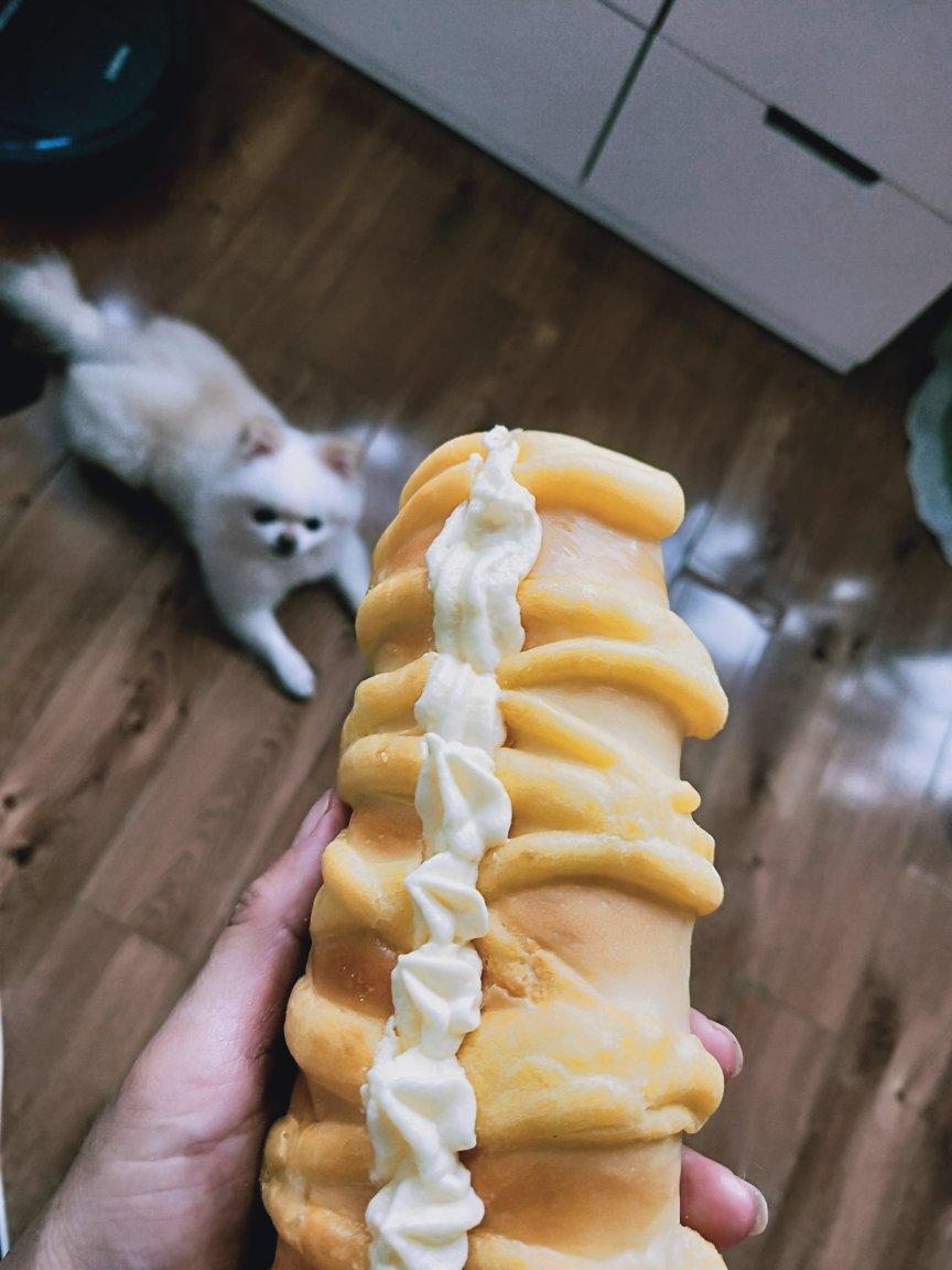 面包房里最受欢迎的毛毛虫面包