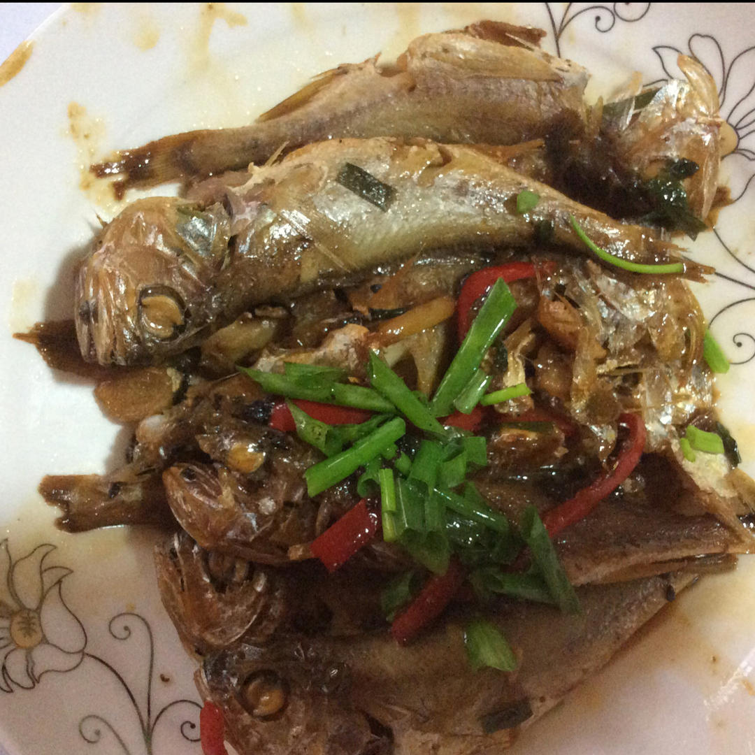 香煎小黄鱼