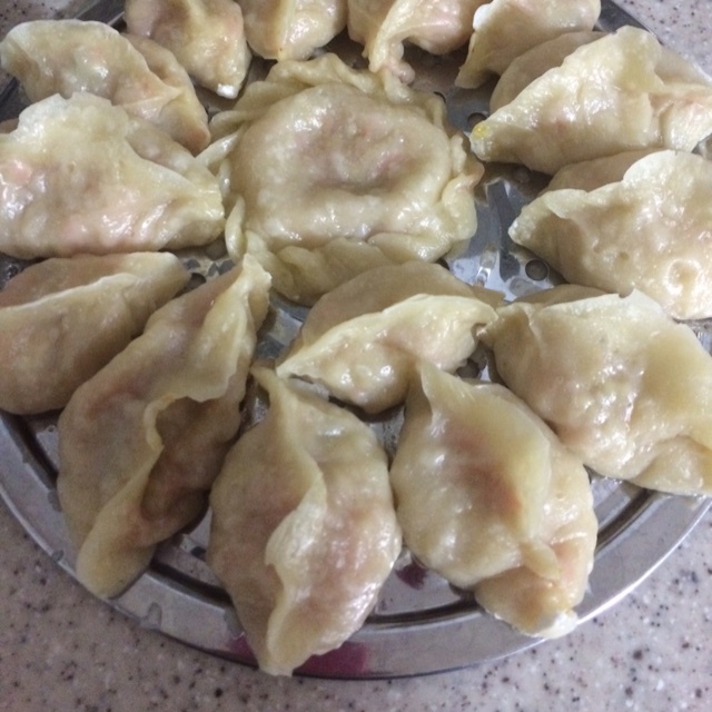 猪肉大葱烫面蒸饺