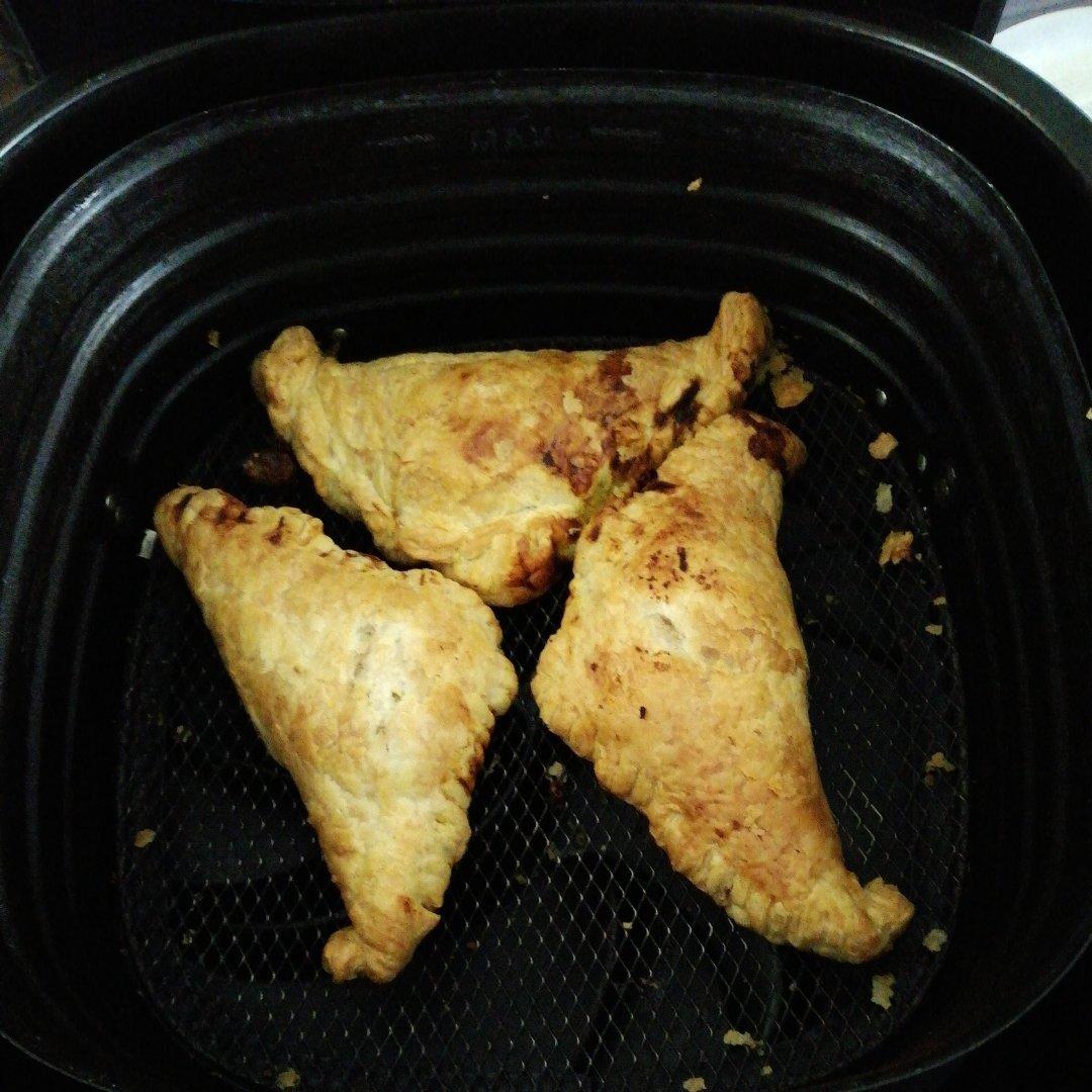 可以蒸的空气炸锅之酥皮咖喱角