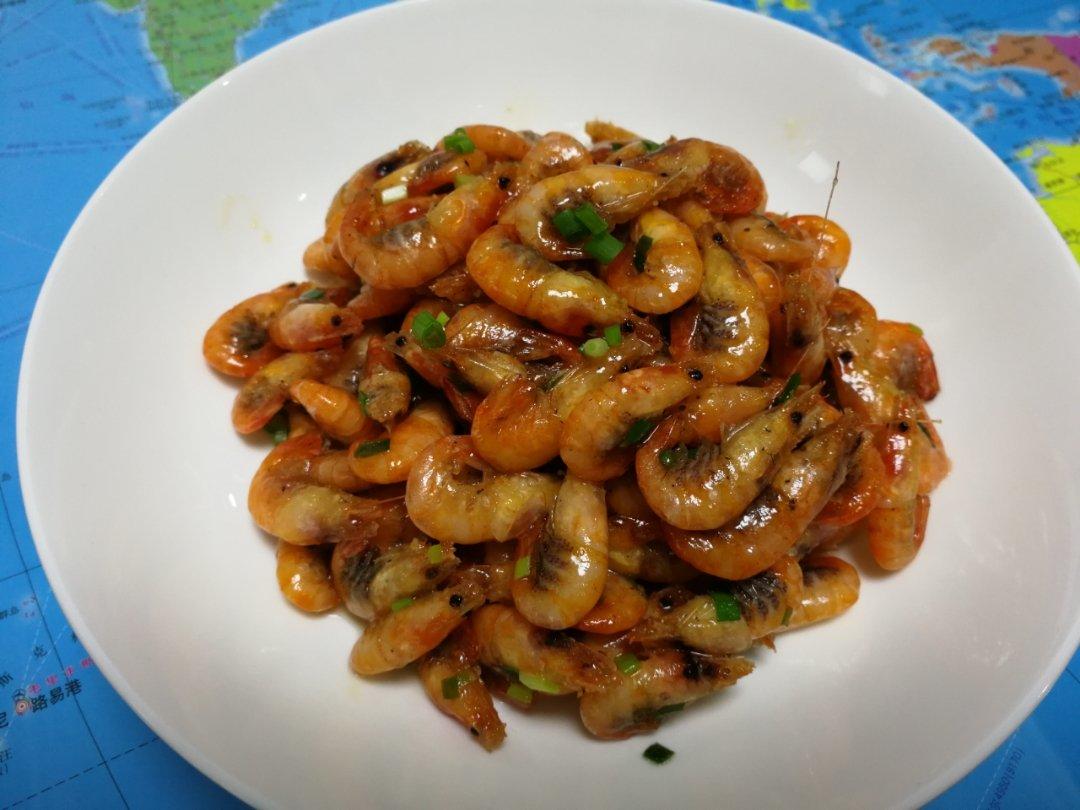 壳脆肉嫩的油爆河虾
