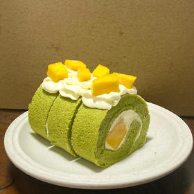 椰香斑斓芒果蛋糕卷