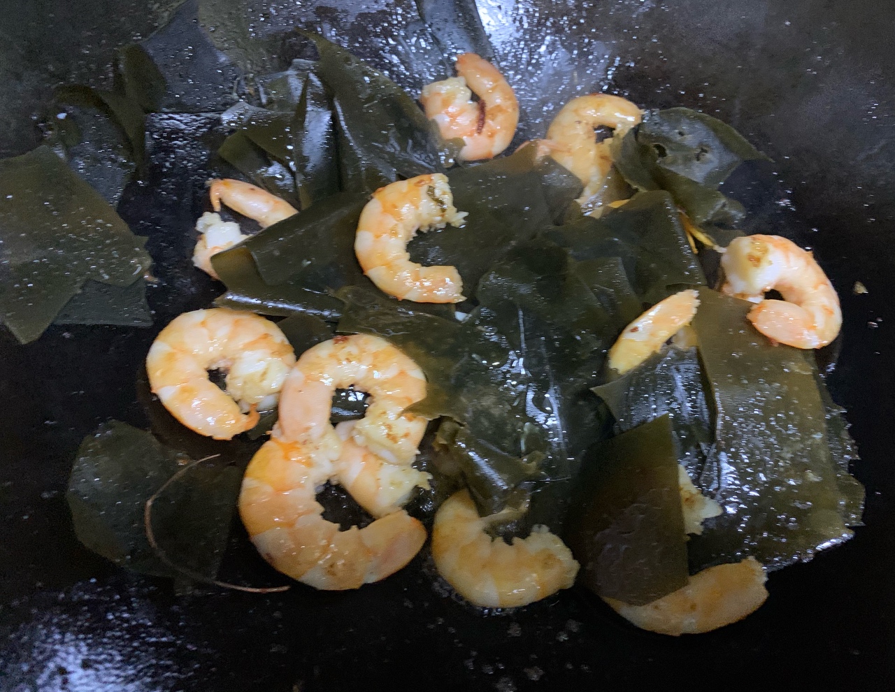虾仁豆腐海带汤‼️巨鲜美的做法 步骤4