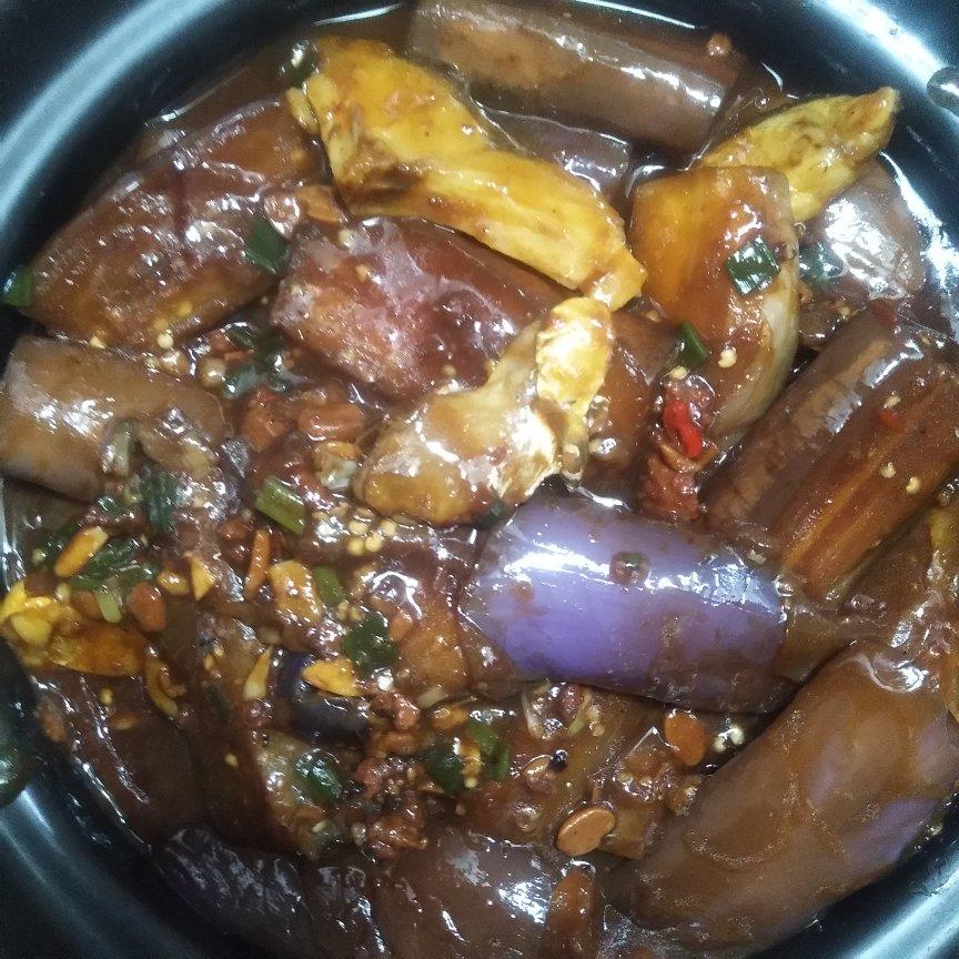 开胃下饭菜！巨简单的家常鱼香茄子煲
