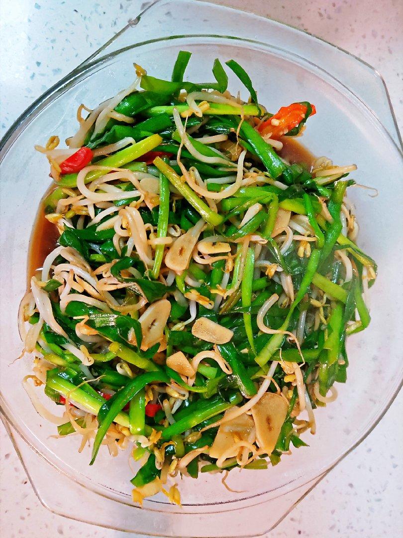 绿豆芽韭菜炒粉条