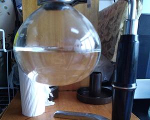 虹吸壶冲泡咖啡&牛奶蜂蜜咖啡的做法 步骤2