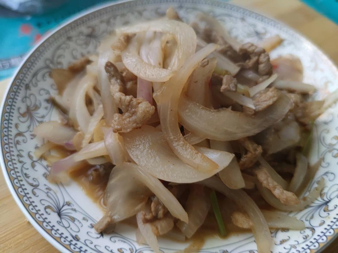 洋葱炒肉（宝宝爱吃）